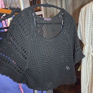 Takeout Black Crochet Short Sleeve Top